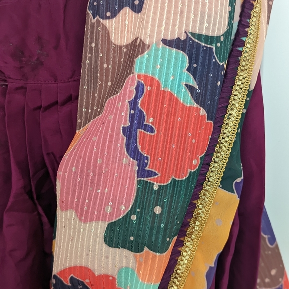 Indian 3 piece Patiala suit with dupatta. - Picture 5 of 5